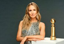 nikki glaser golden globes